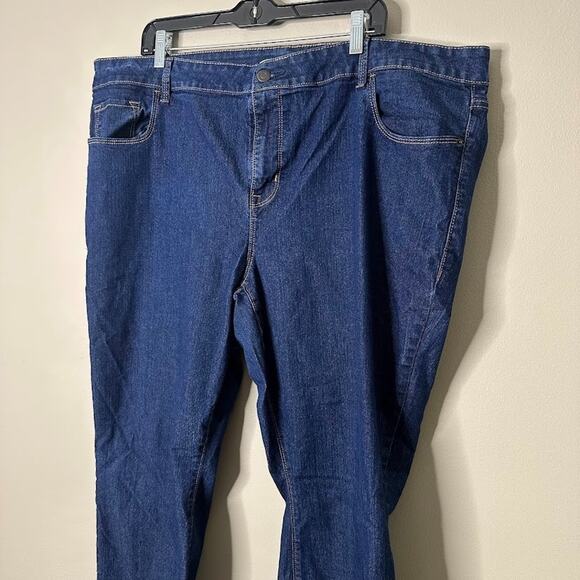 Ava & Viv High Rise Flare Dark Wash Blue Jeans Size 20 Stretch Denim - Picture 2 of 6